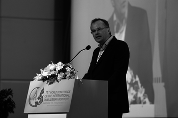 Volksanwalt Kräuter bei der IOI Weltkonferenz in Bangkok