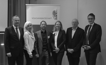VA Kräuter, VA Brinek, Kommissionsleiter Klaushofer, Kommissionsleiterin Murschetz, Univ. Prof. Fuchs und Generaldirektor Mayer (BMJ) 
