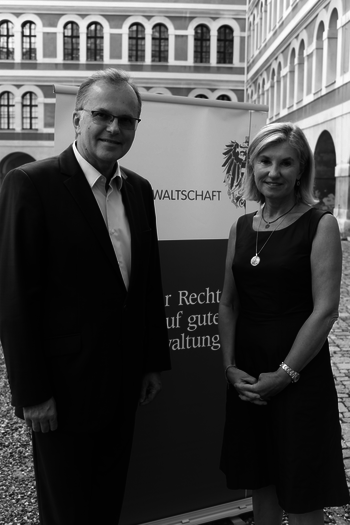 Kommissionsleiterin Gabriele Fischer und Volksanwalt Günther Kräuter