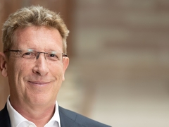 Ombudsman Bernhard Achitz in the Hall of Columns of the Parliament in Vienna