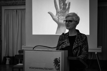 Maria Rösslhumer, Verein Autonome Österreichische Frauenhäuser