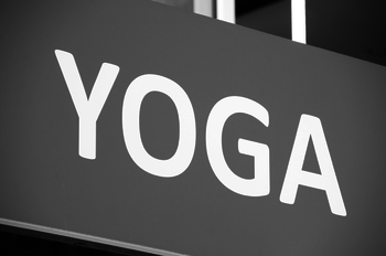 yoga-werbeschild
